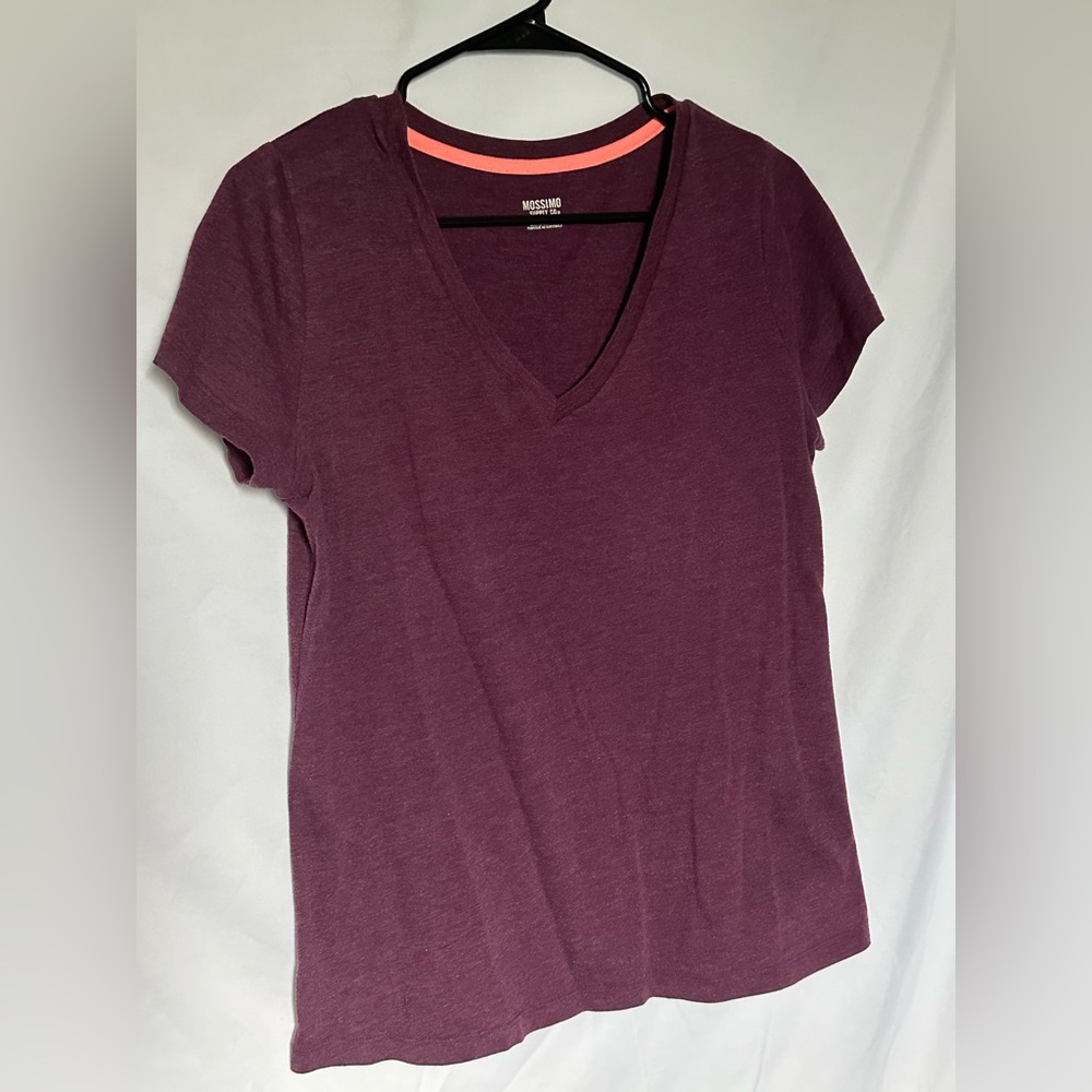 Mossimo T shirt
